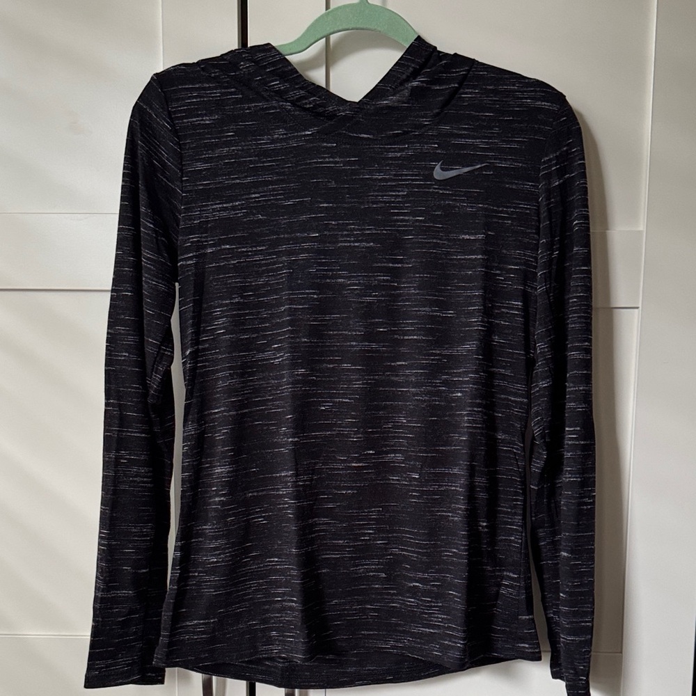 NIKE Lightweight Hooded Top